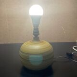 Pied de lampe en grès signé Birg