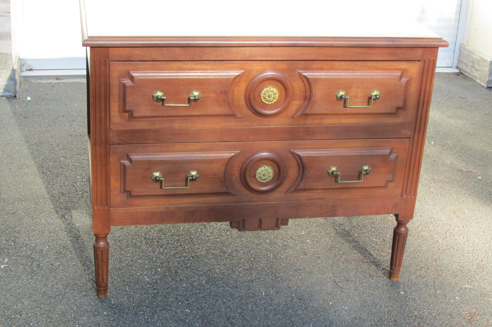 Parisian jumping chest of drawers, 2 drawers, Louis XVI style