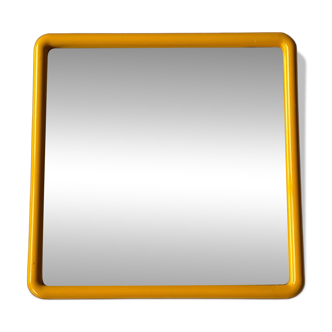 Gedy mirror by Makio Hasuike 