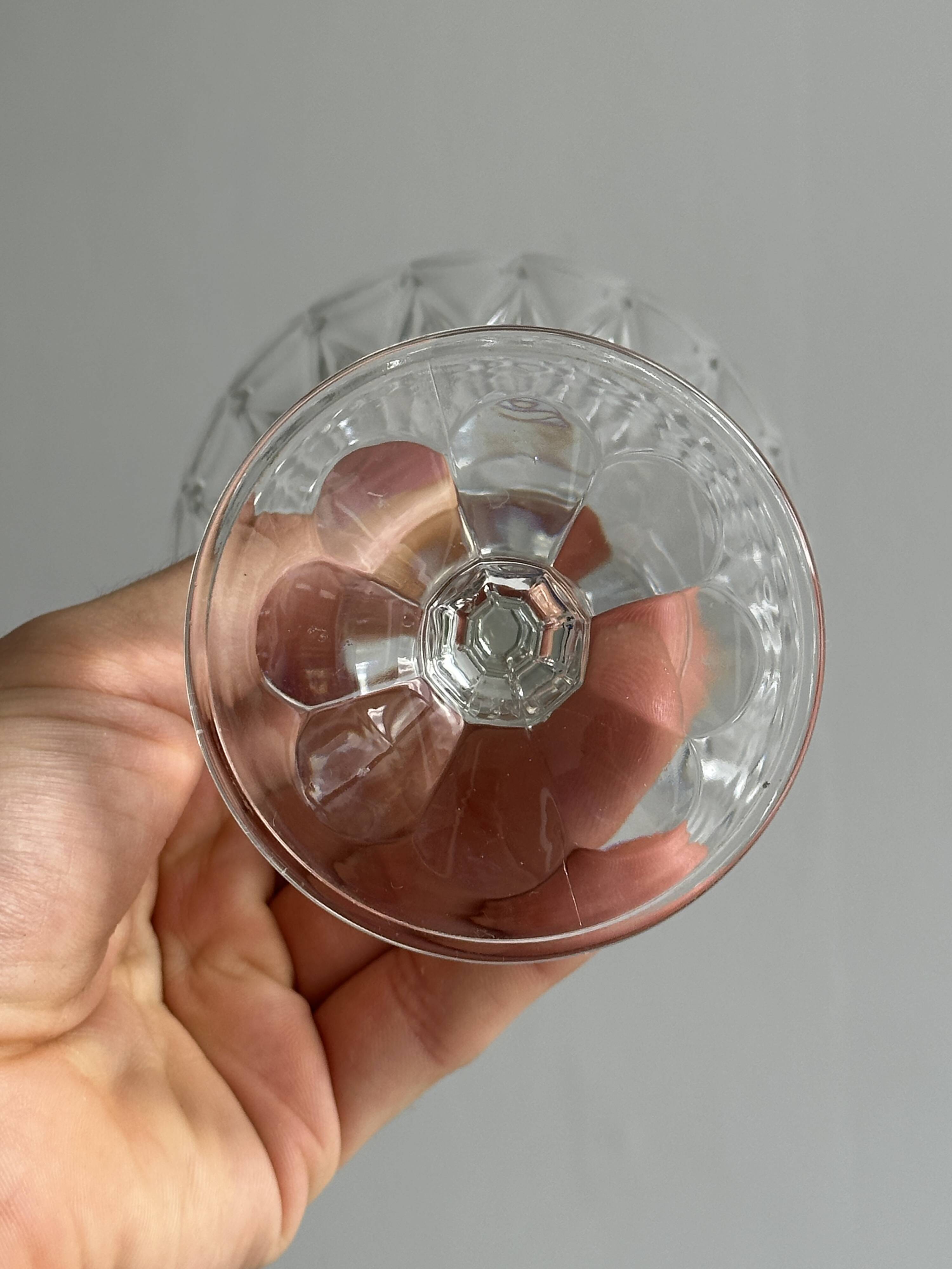 set of 3 chiseled glass glasses