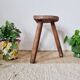 Vintage tripod stool in brutalist wood - folk art