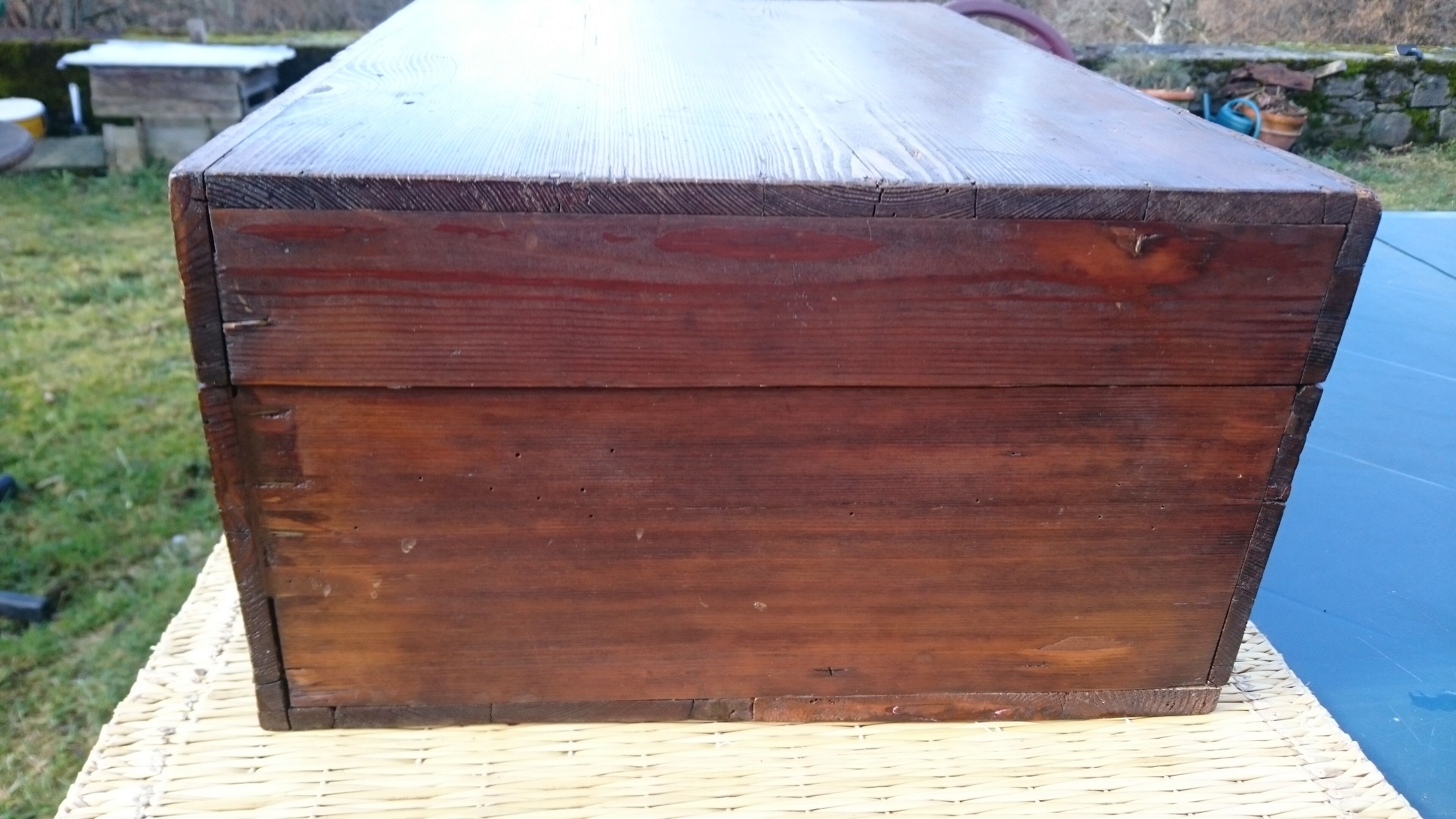 Wooden chest 20th cty