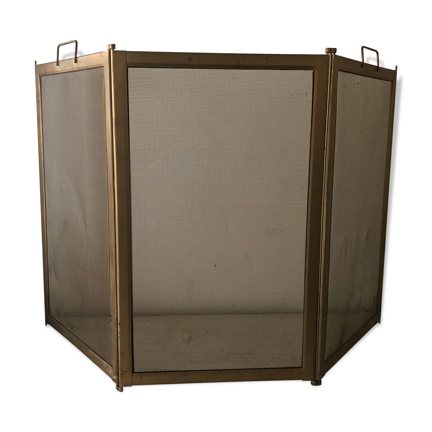 Three-way brass firewall