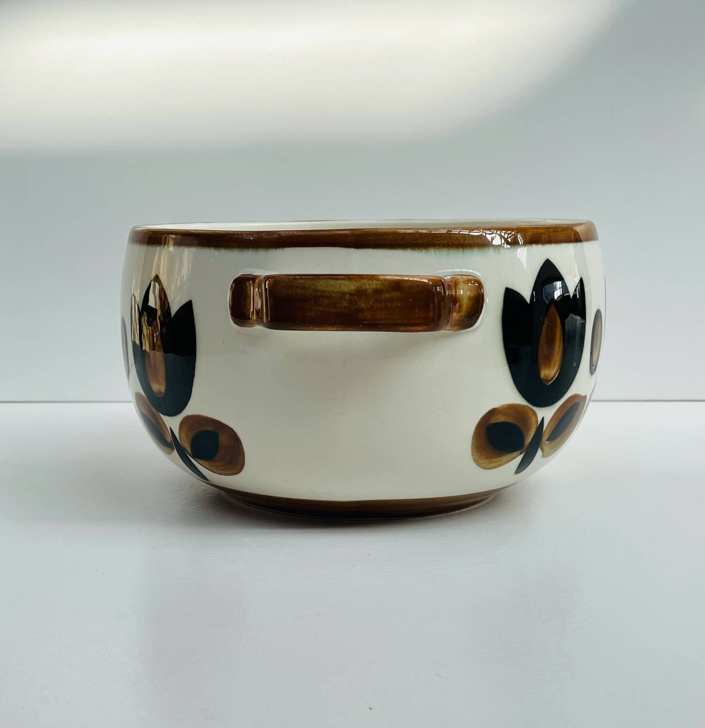 Vintage Boch "Kimono" cache-pot in earthenware – Belgium, 1950s