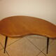 Table basse vintage forme haricot