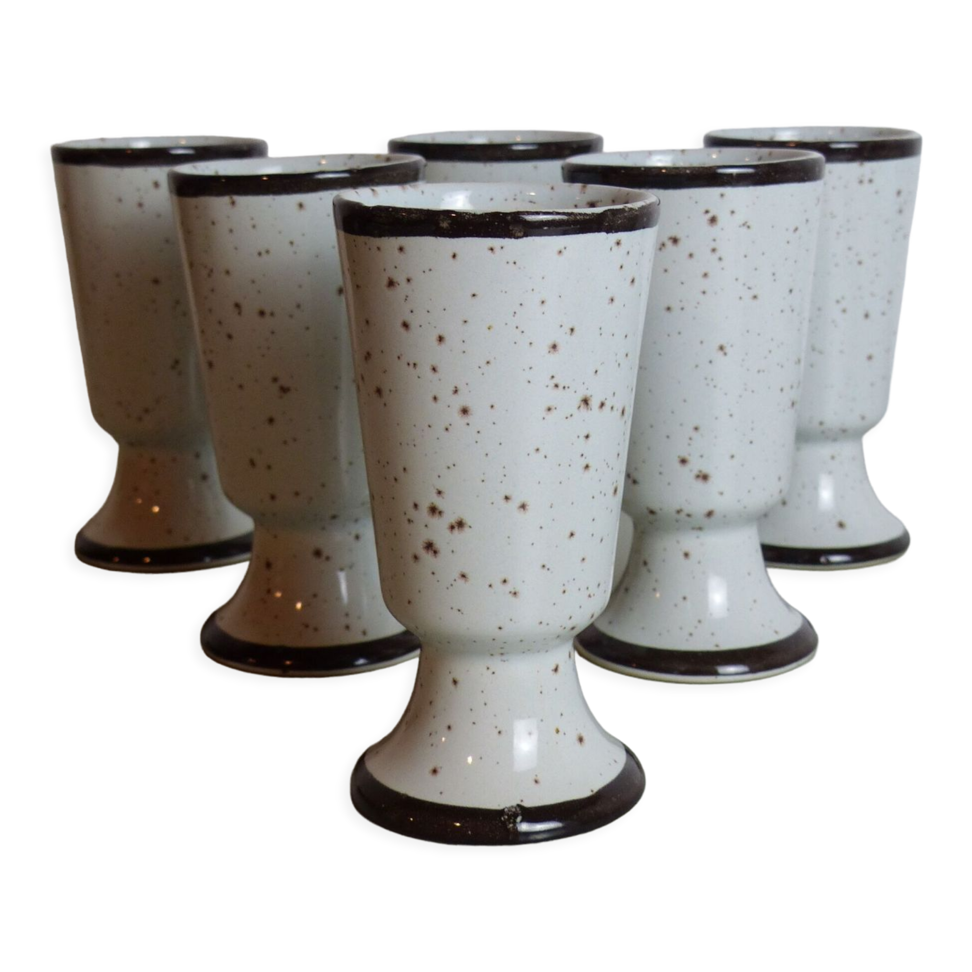 6 mazagrans in speckled sandstone