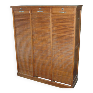 Meuble à volets roulants (meuble à rideaux/tambour)
