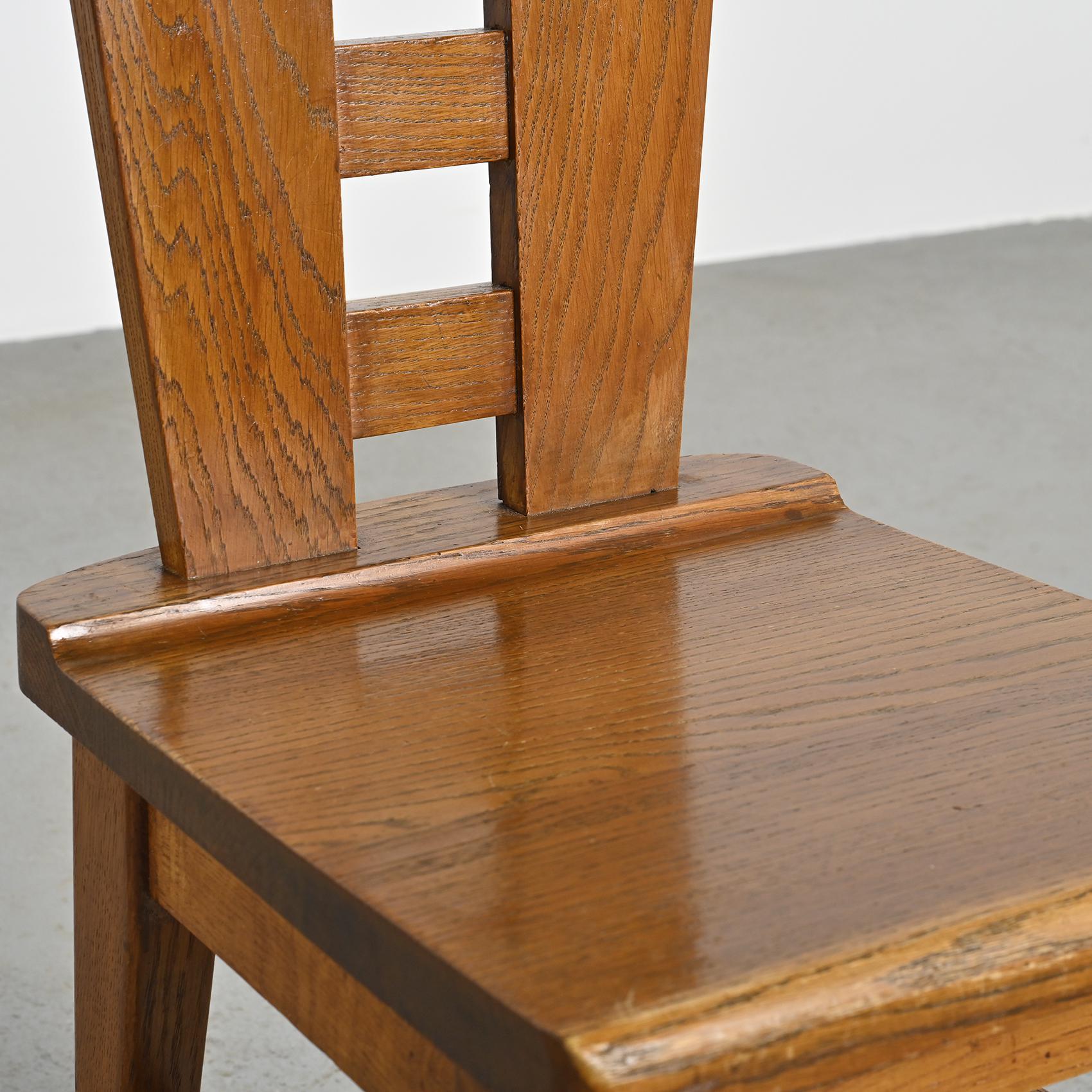 Ensemble de six chaises en chêne par Henry Jacques Le Même, France vers 1940