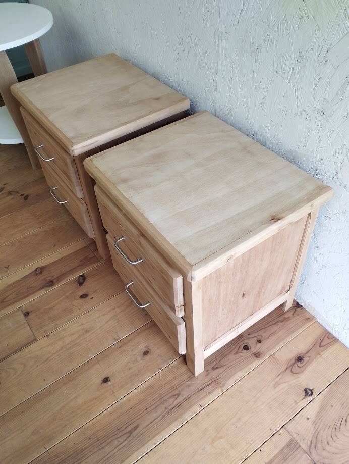 Pair of bedside tables