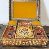 Jewellery box, secrets, straw marquetry and oriental patterns.