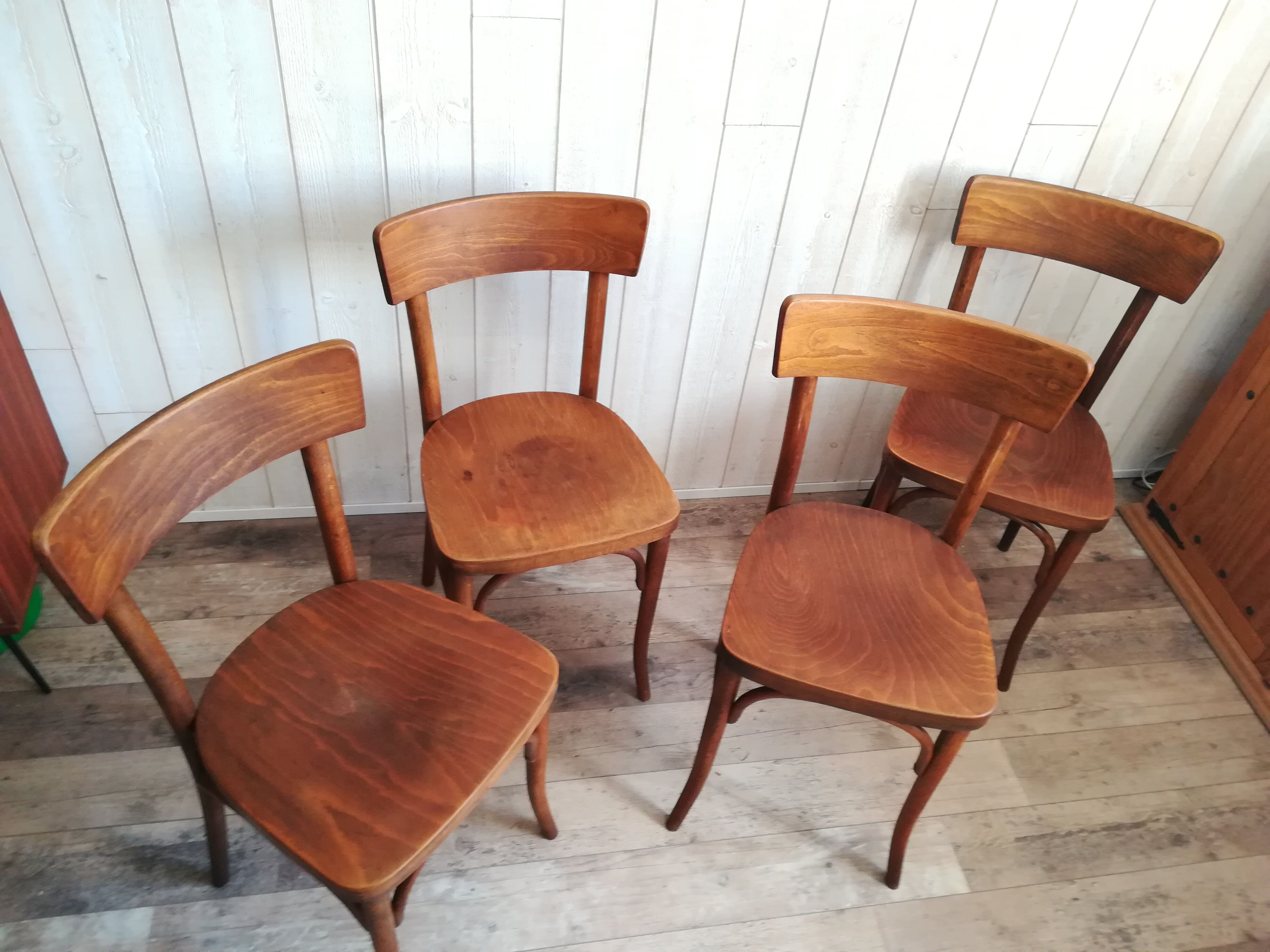 4 Thonet bistro chairs