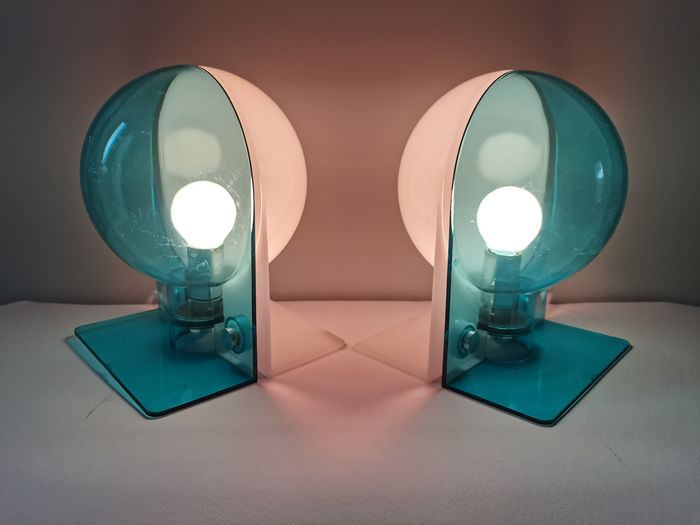 Pair of Italian lamps Guzzini Sirio