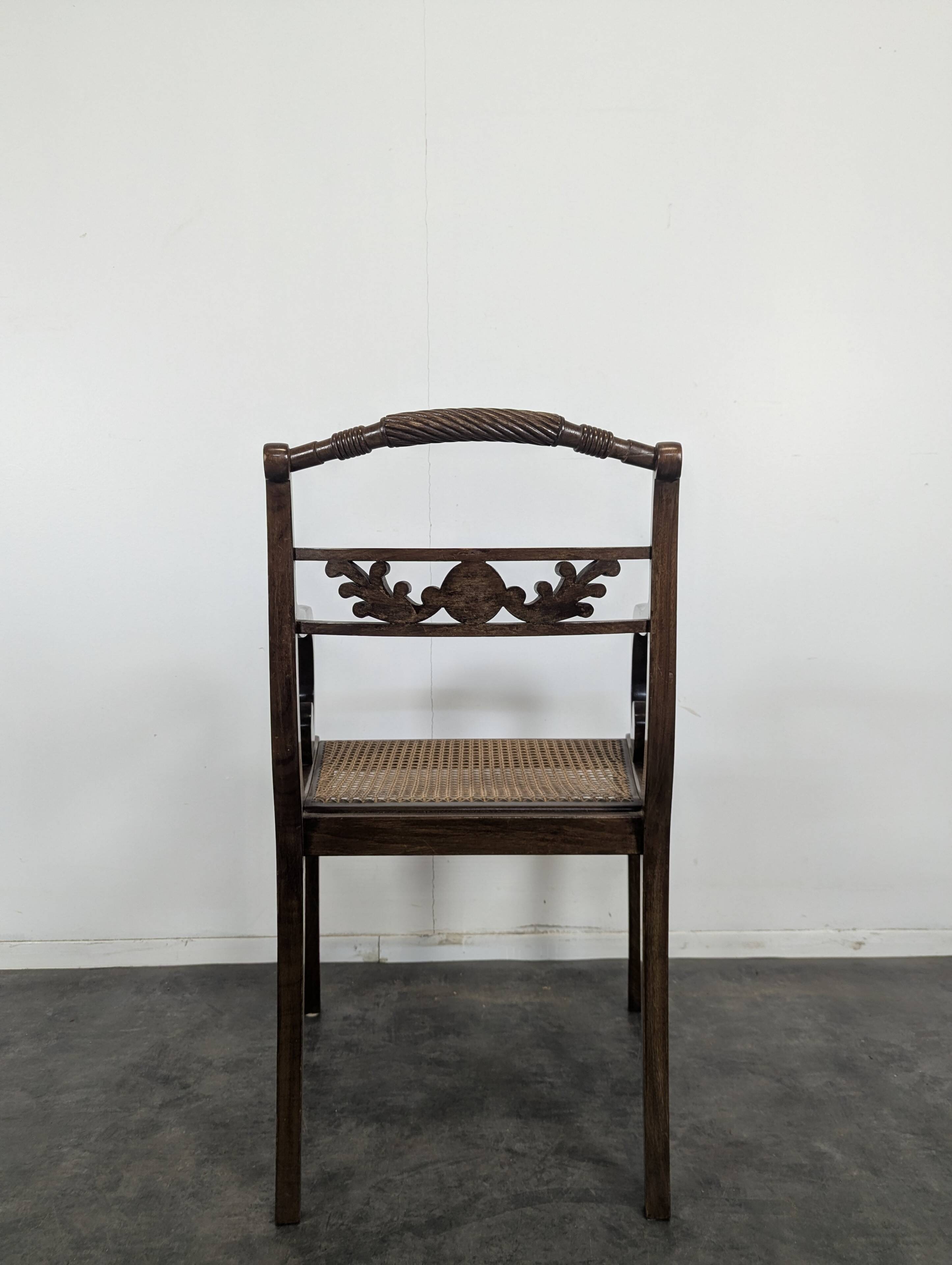 Fauteuil canné anglais du XIX ème