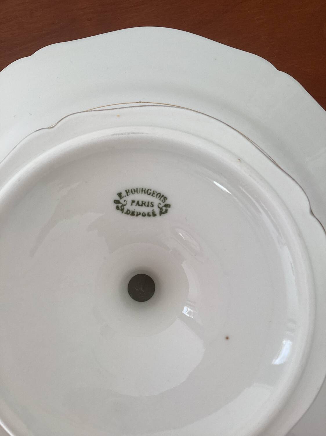 Dish on porcelain pedestal E. BOURGEOIS