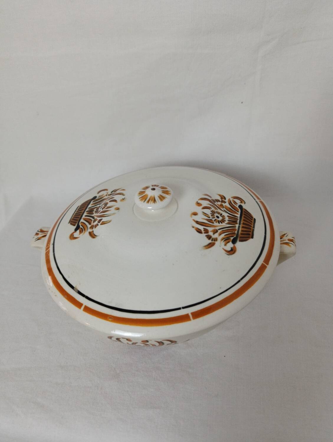 Vegetable dish/ Soup tureen Badonviller model DJERBA