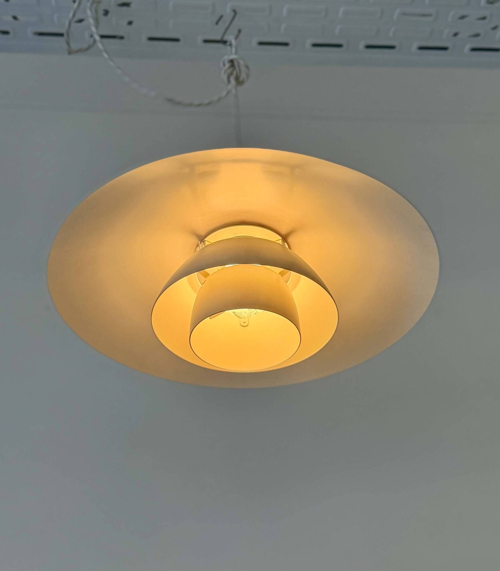 PH 4/3 white suspension by Poul Henningsen for Louis Poulsen, Denmark