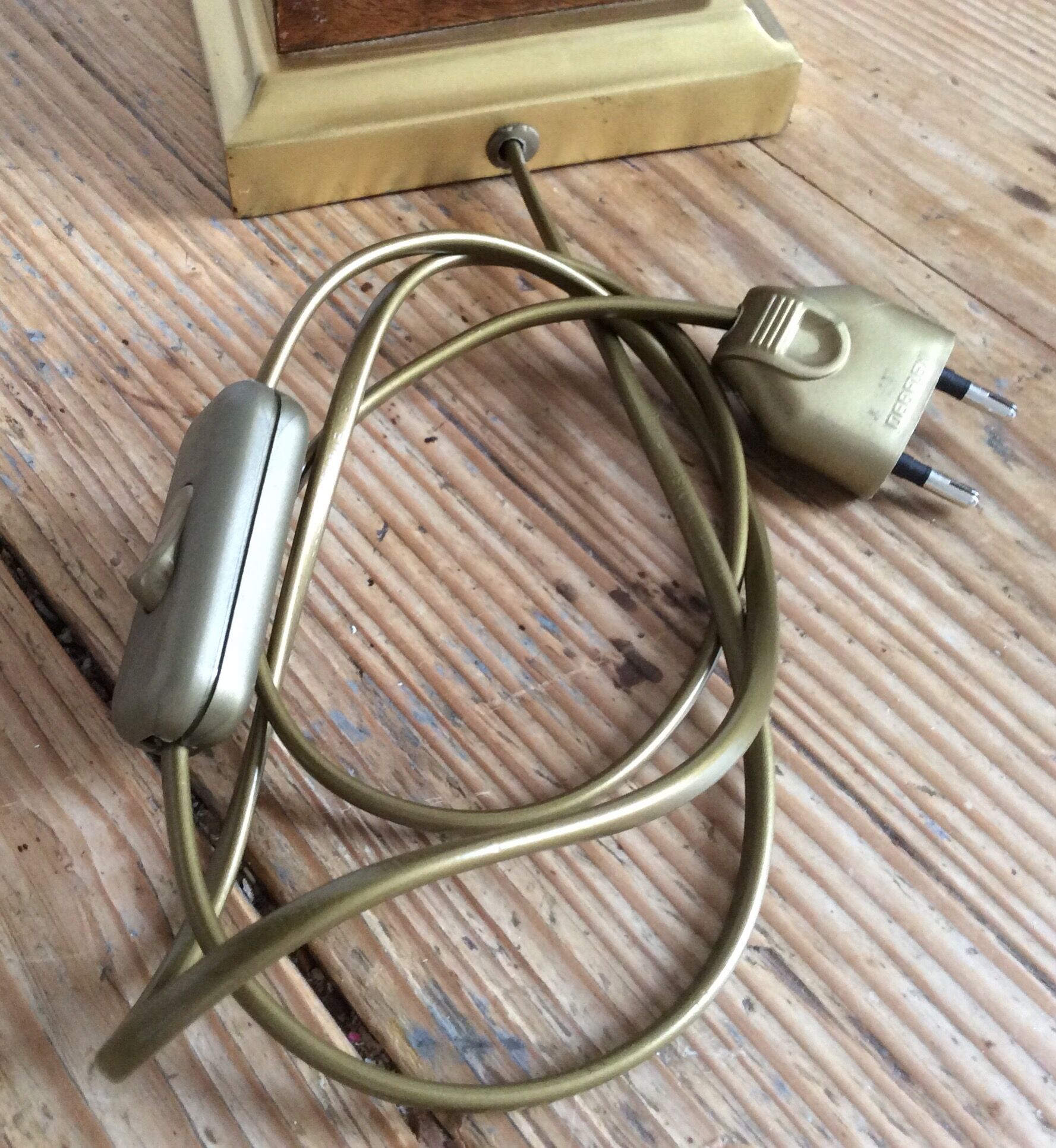 Lamp "Acorn"  70