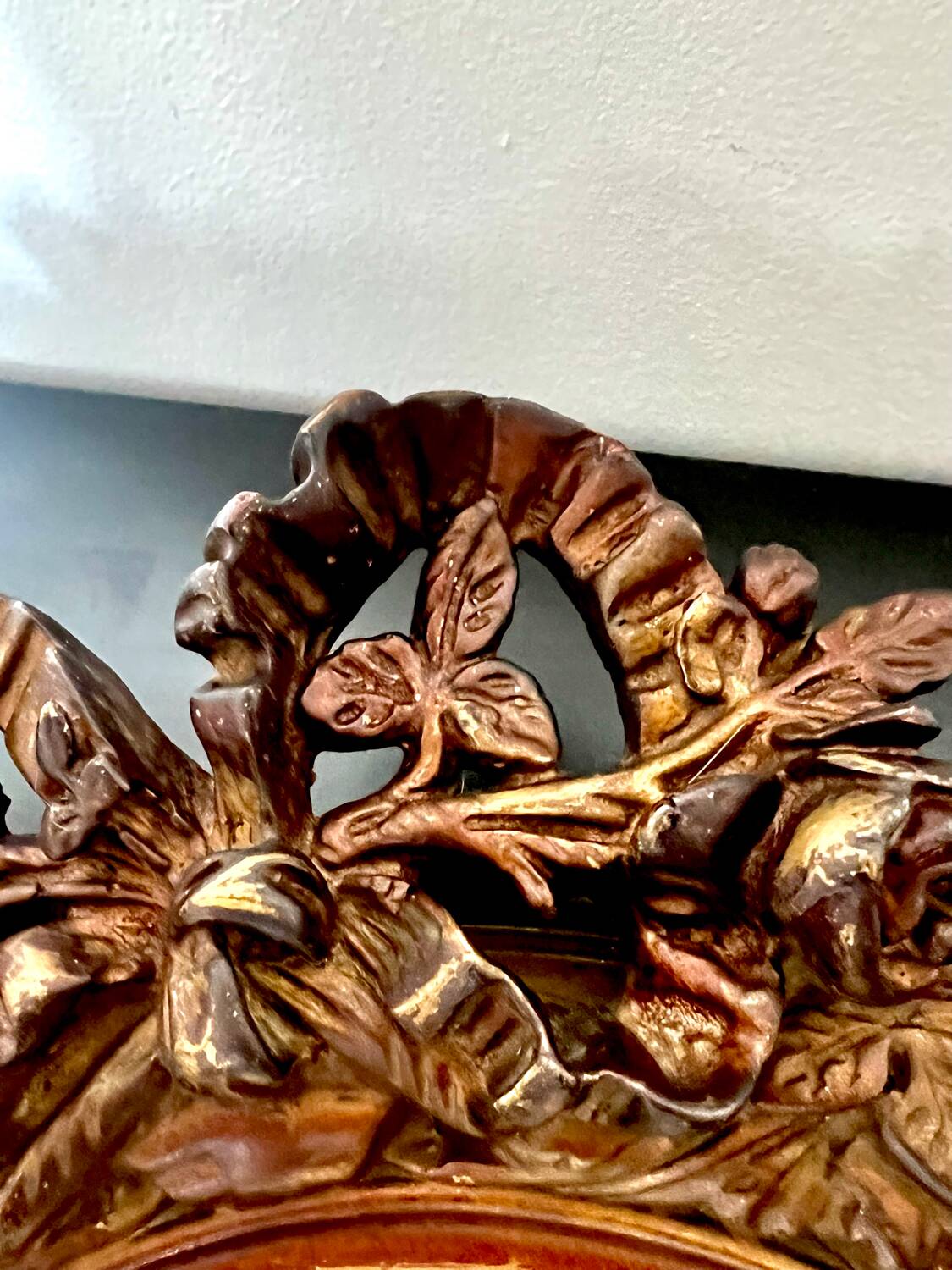Miroir baroque en bois ovale