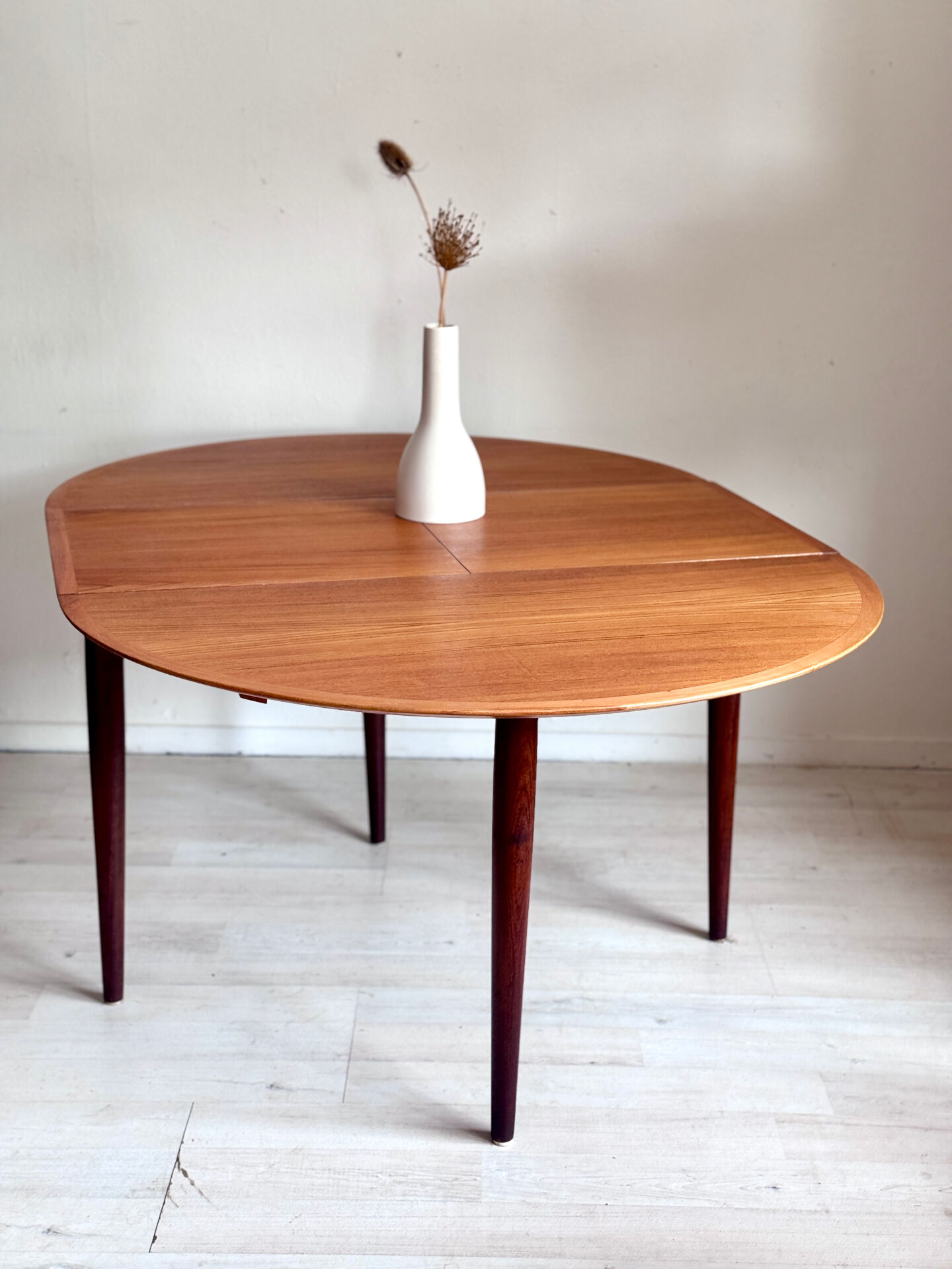 Vintage round dining table 1960s teak Lübke