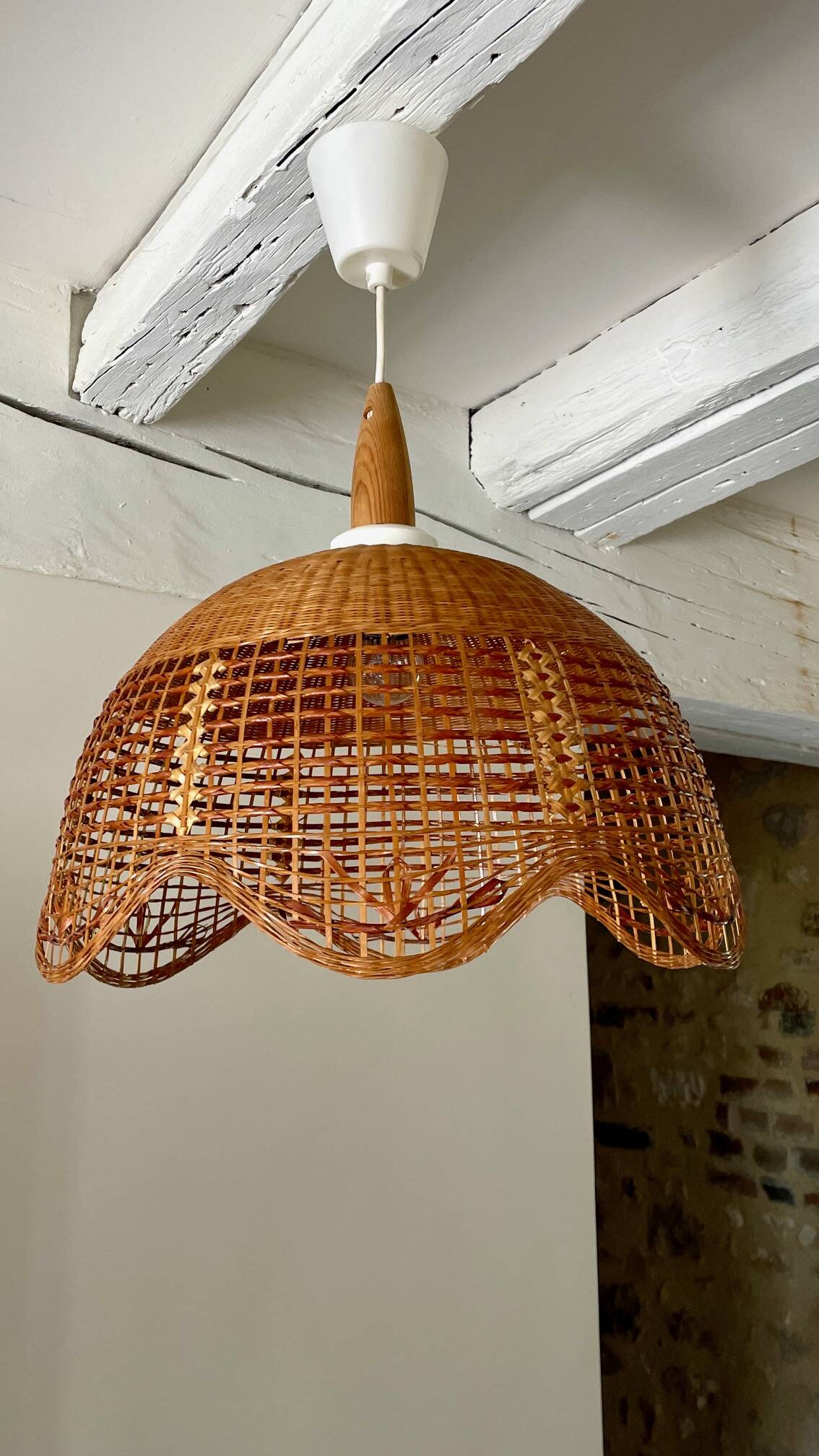 Suspension fleur osier vintage