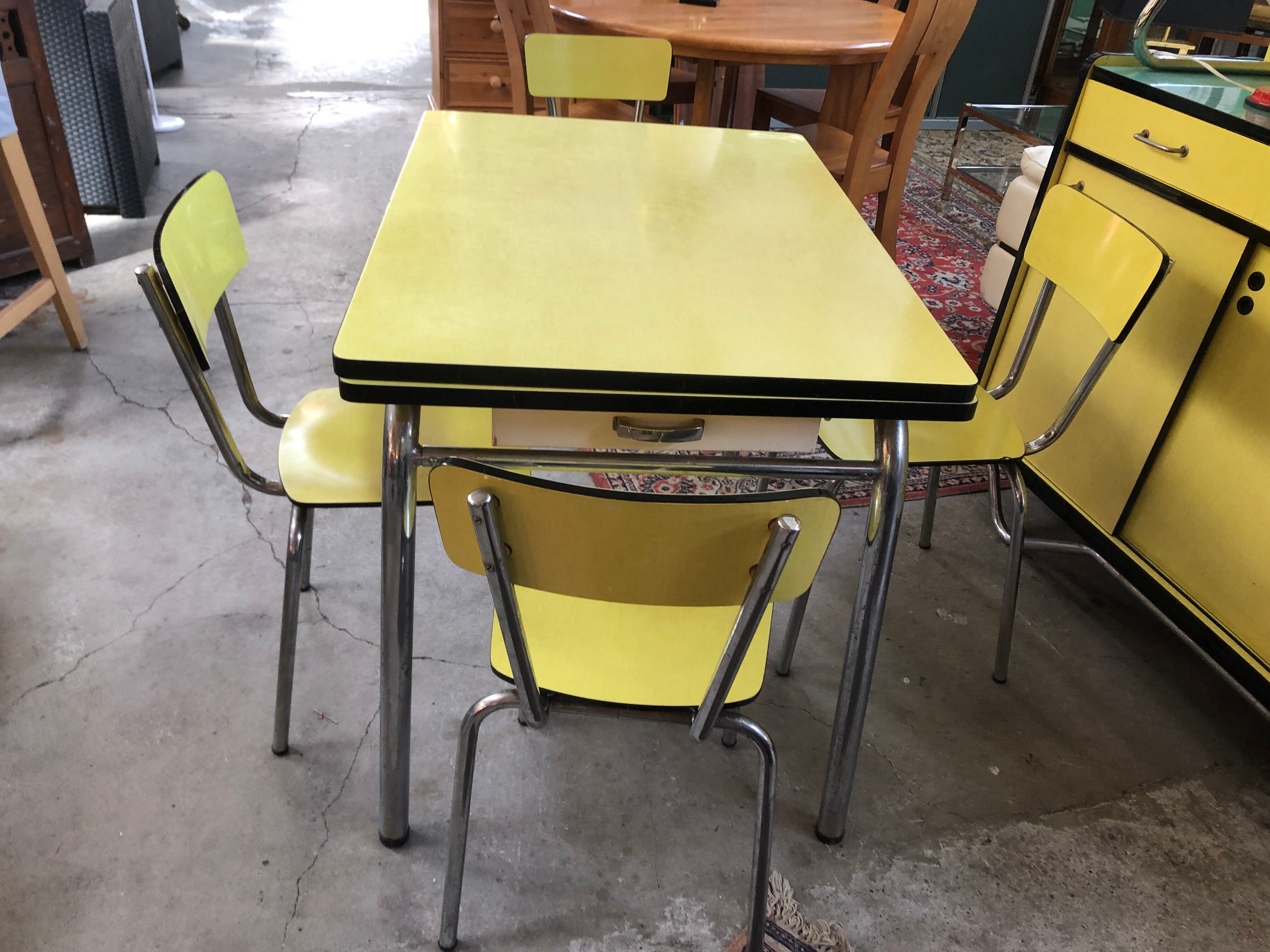 table + 4 chairs formica vintage 1960