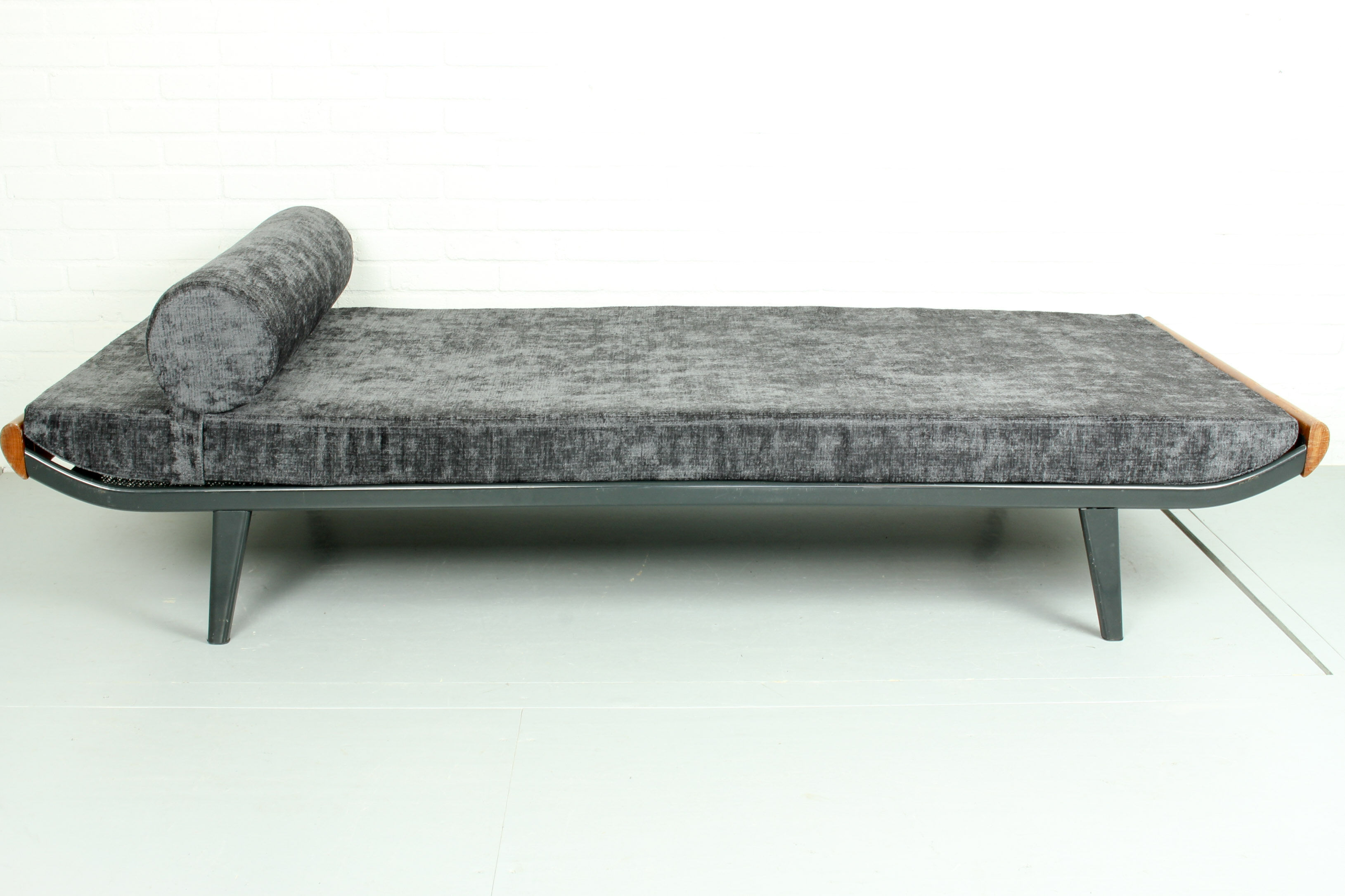 Cleopatra daybed by Dick Cordemeijer for Auping 1960 s