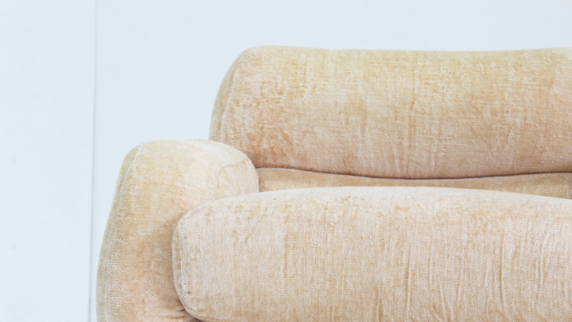 Vintage Italian armchair 1970s