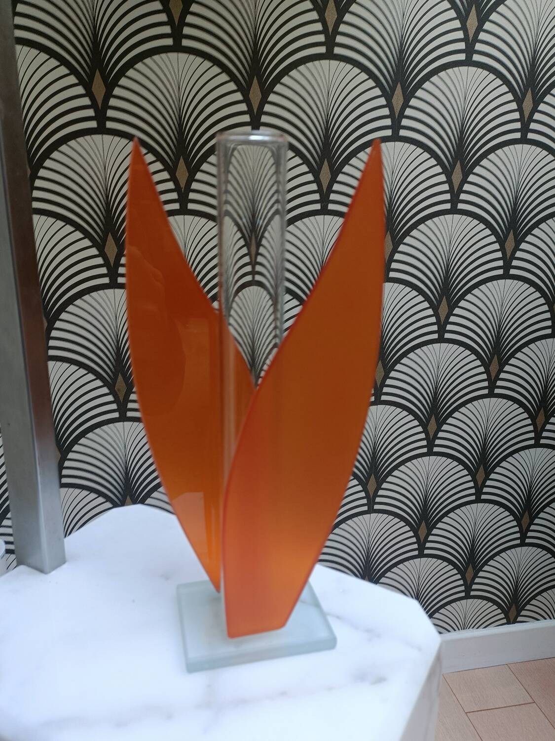 Vintage orange soliflore