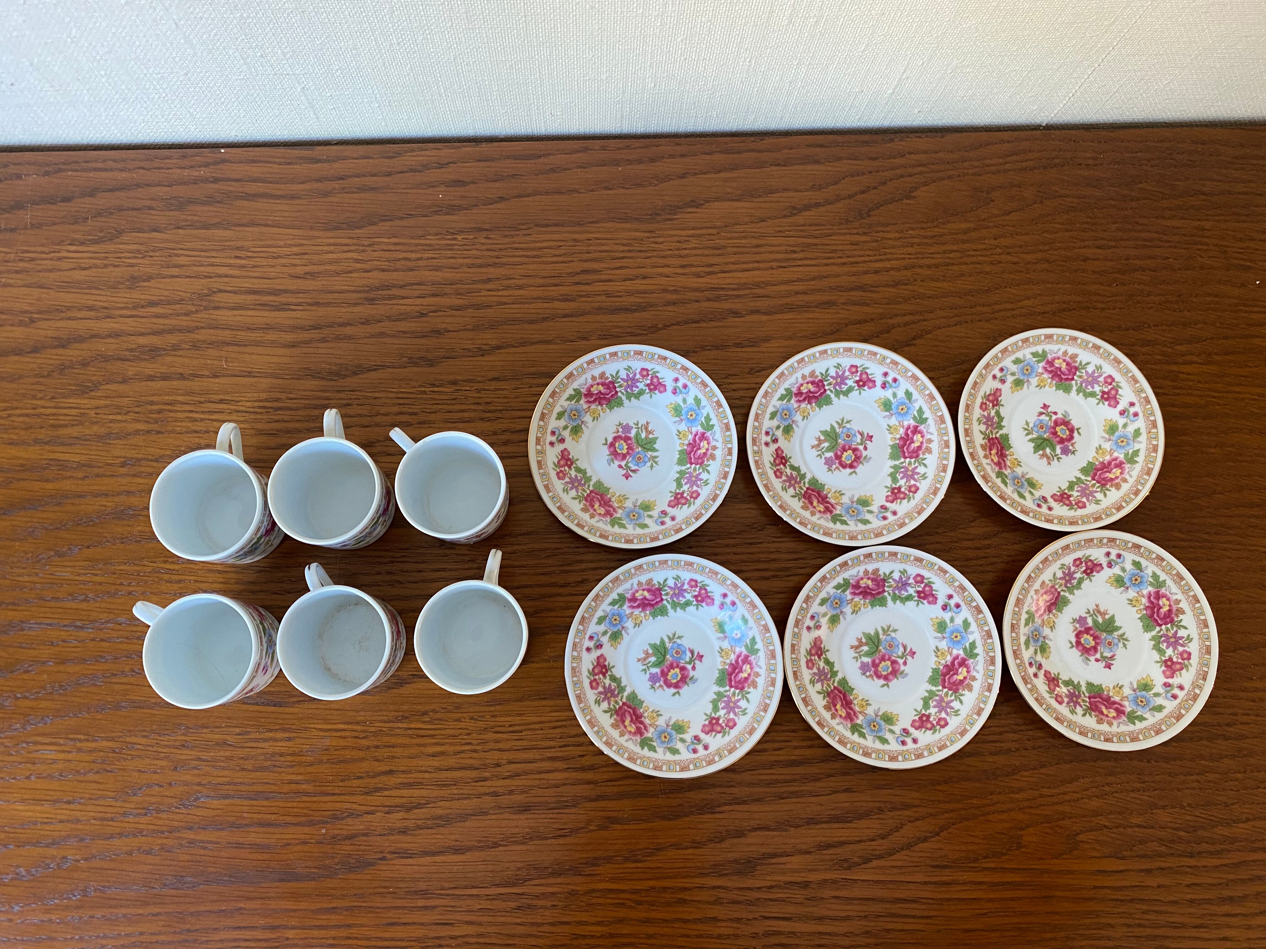 Porcelain coffee service