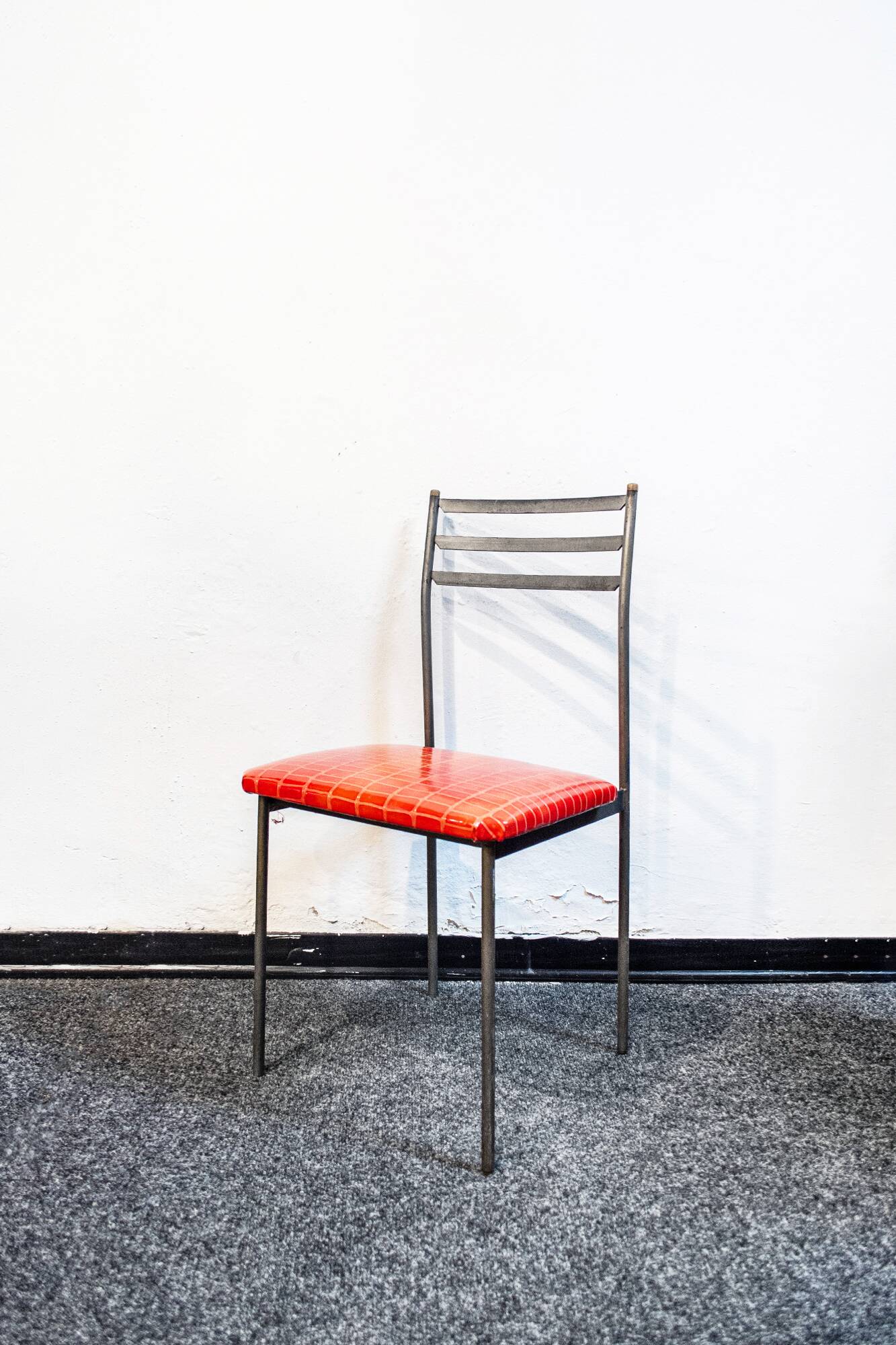 Iron and leather chairs Italy 1960s