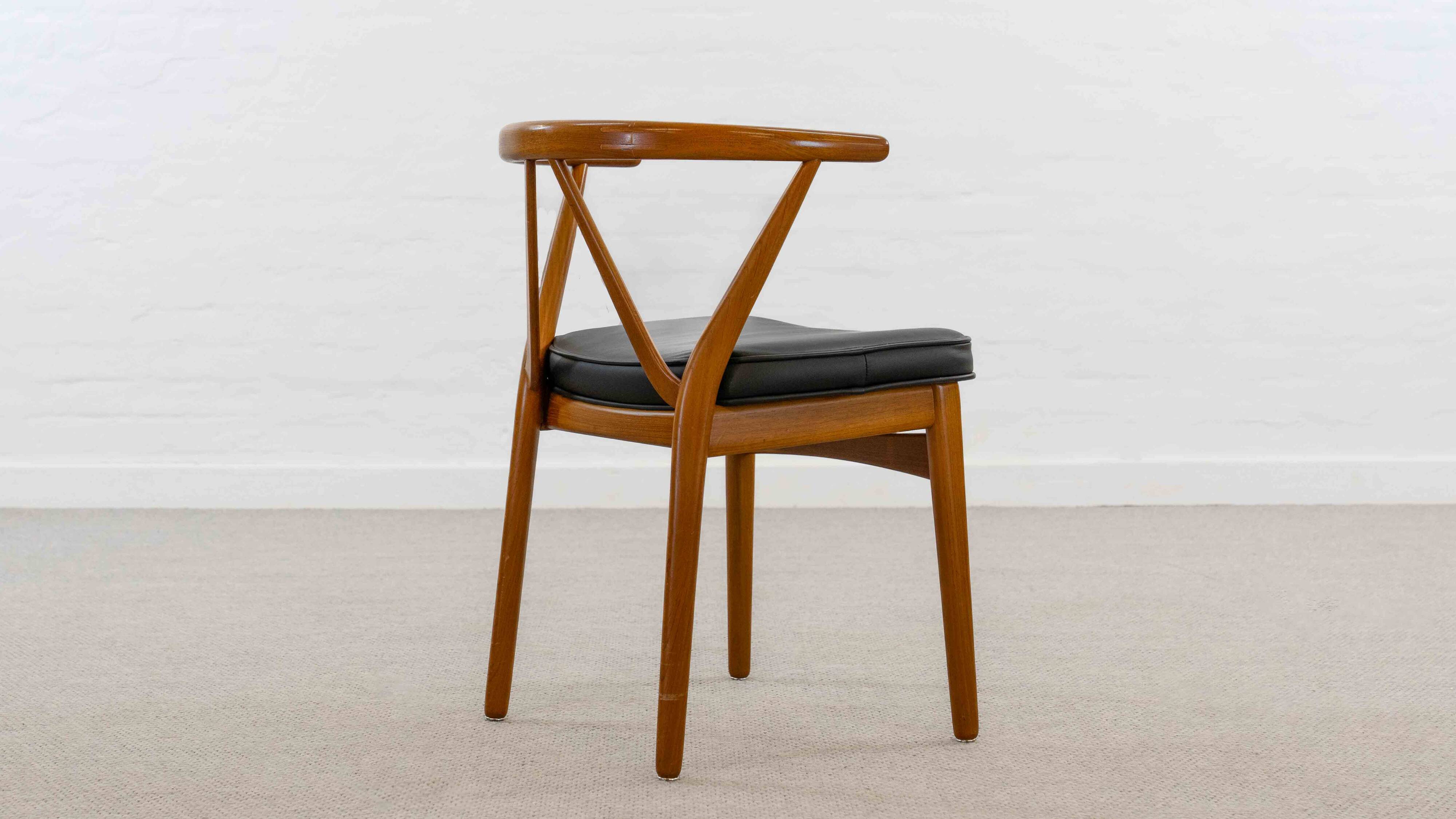 Fauteuil modèle 255 de Henning Kjaernulf pour Bruno Hansen