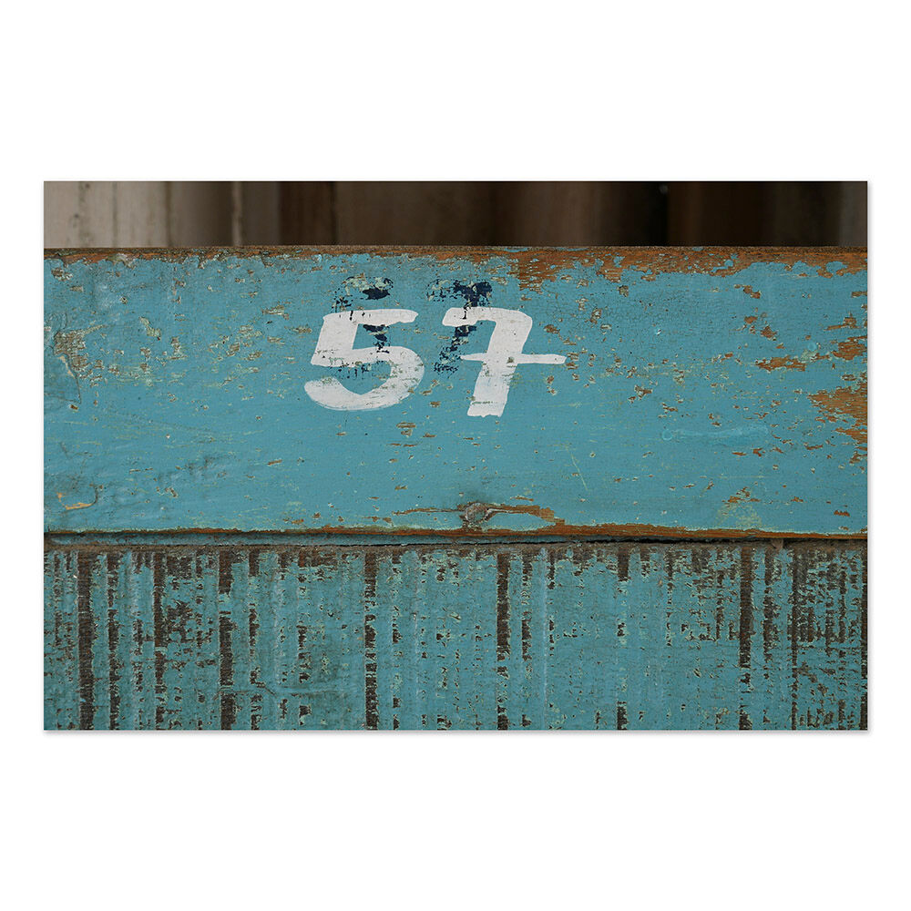 Workshop furniture with 48 wooden lockers