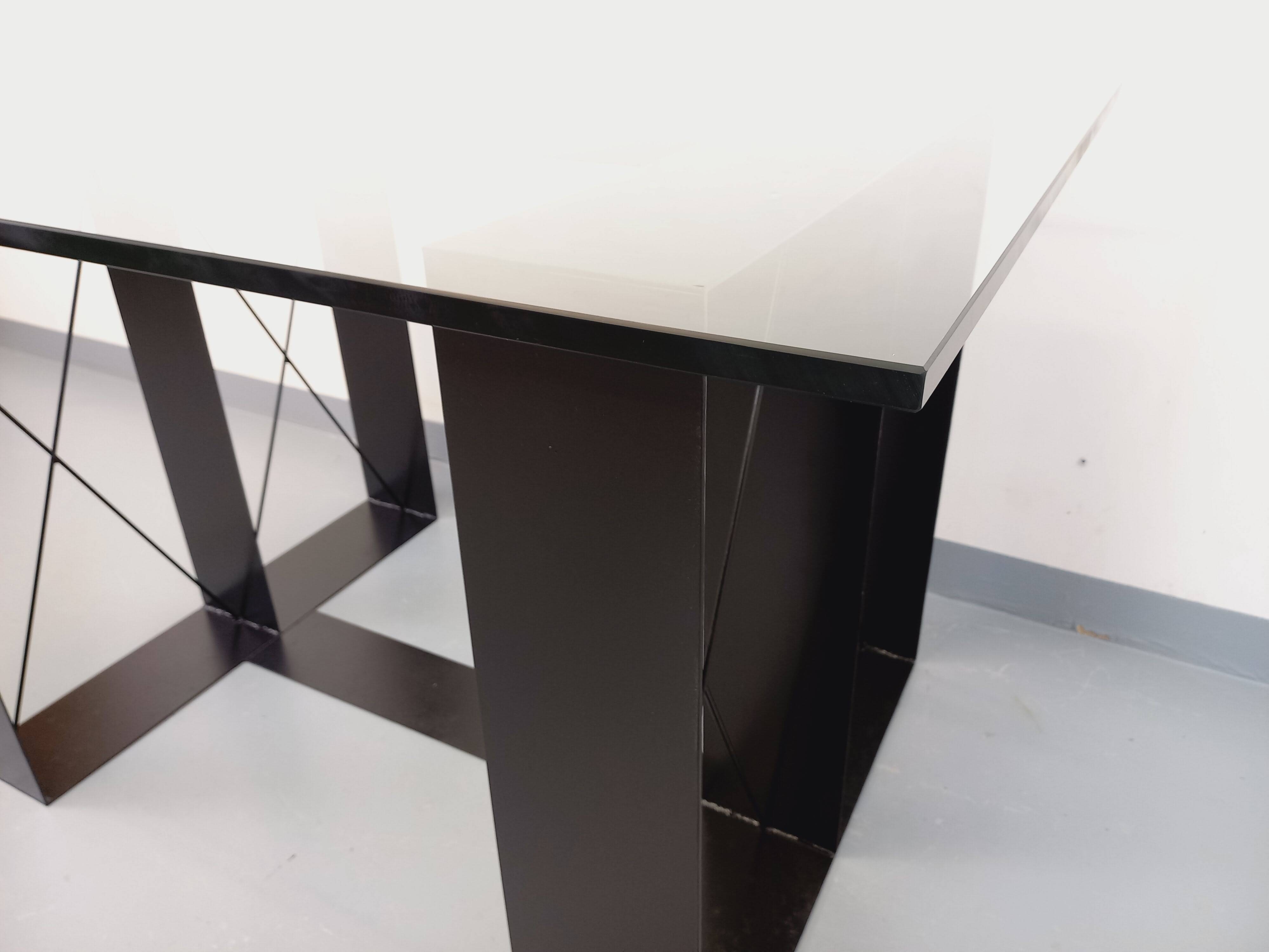 Vintage rectangular high table in glass and black metal from the 1980s.
