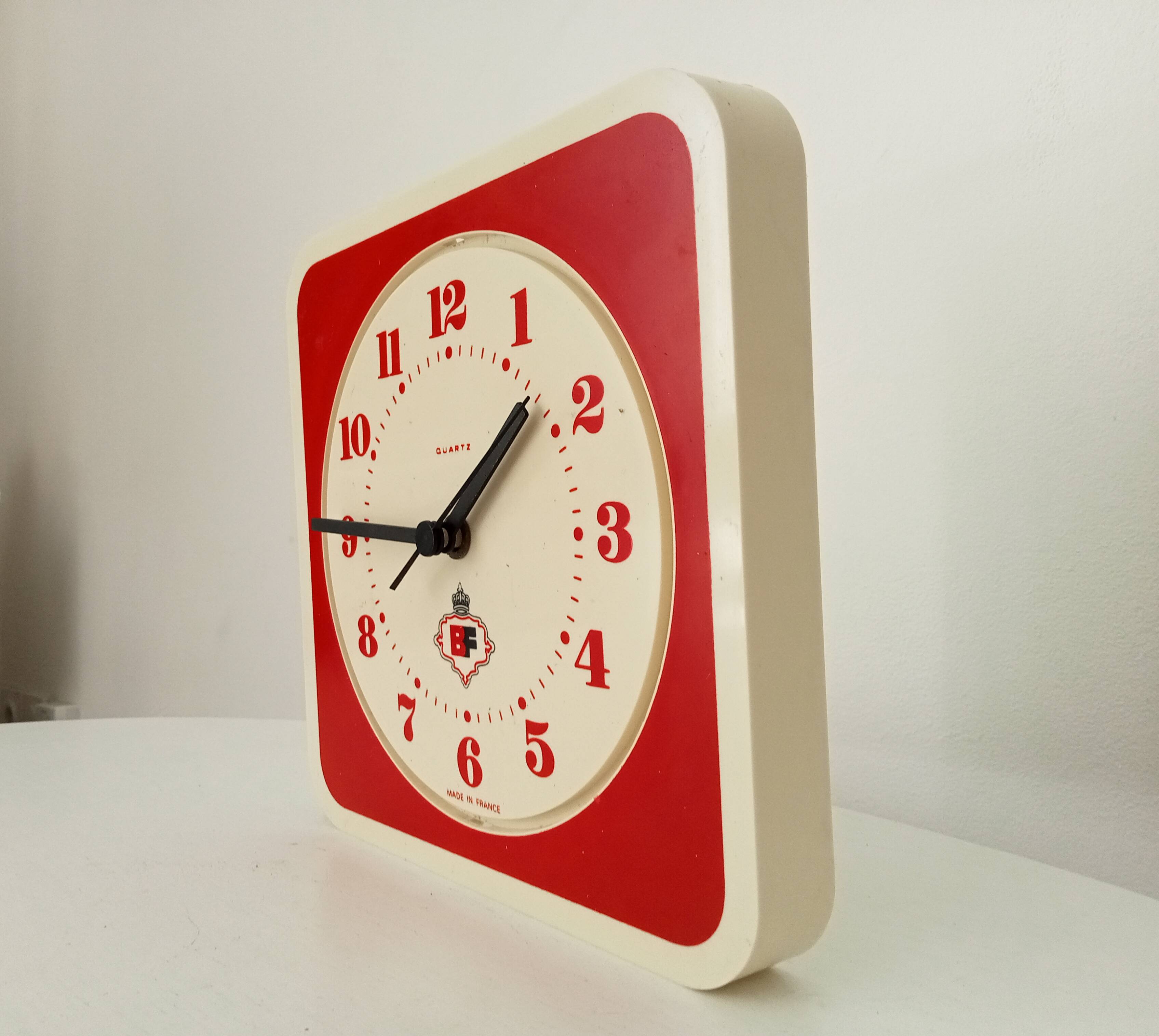Vintage wall clock from the 60s/70s