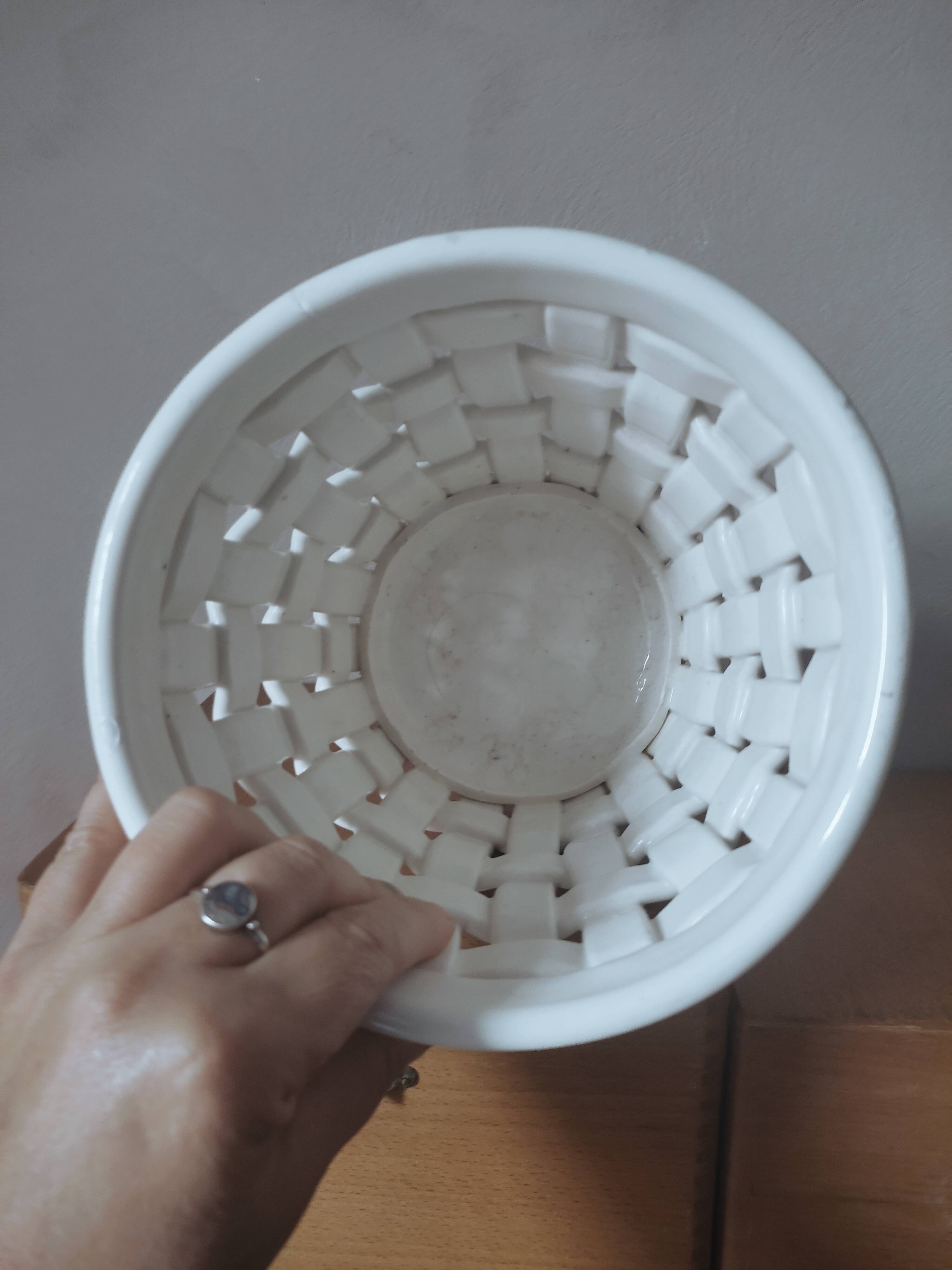 Braided earthenware pot pot cover