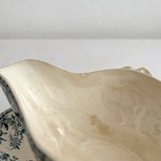 Opaque ironstone sauce boat "Bouquets de roses" from Gien