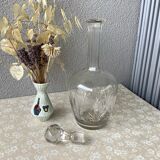 Carafe to decant the blown crystal wine