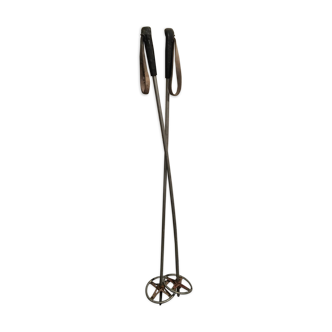 Bâtons de ski anciens