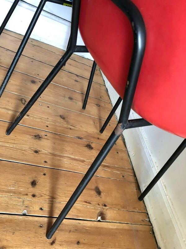 Paire de chaises vintage Pierre Guariche Meurop, meubles sièges anciens