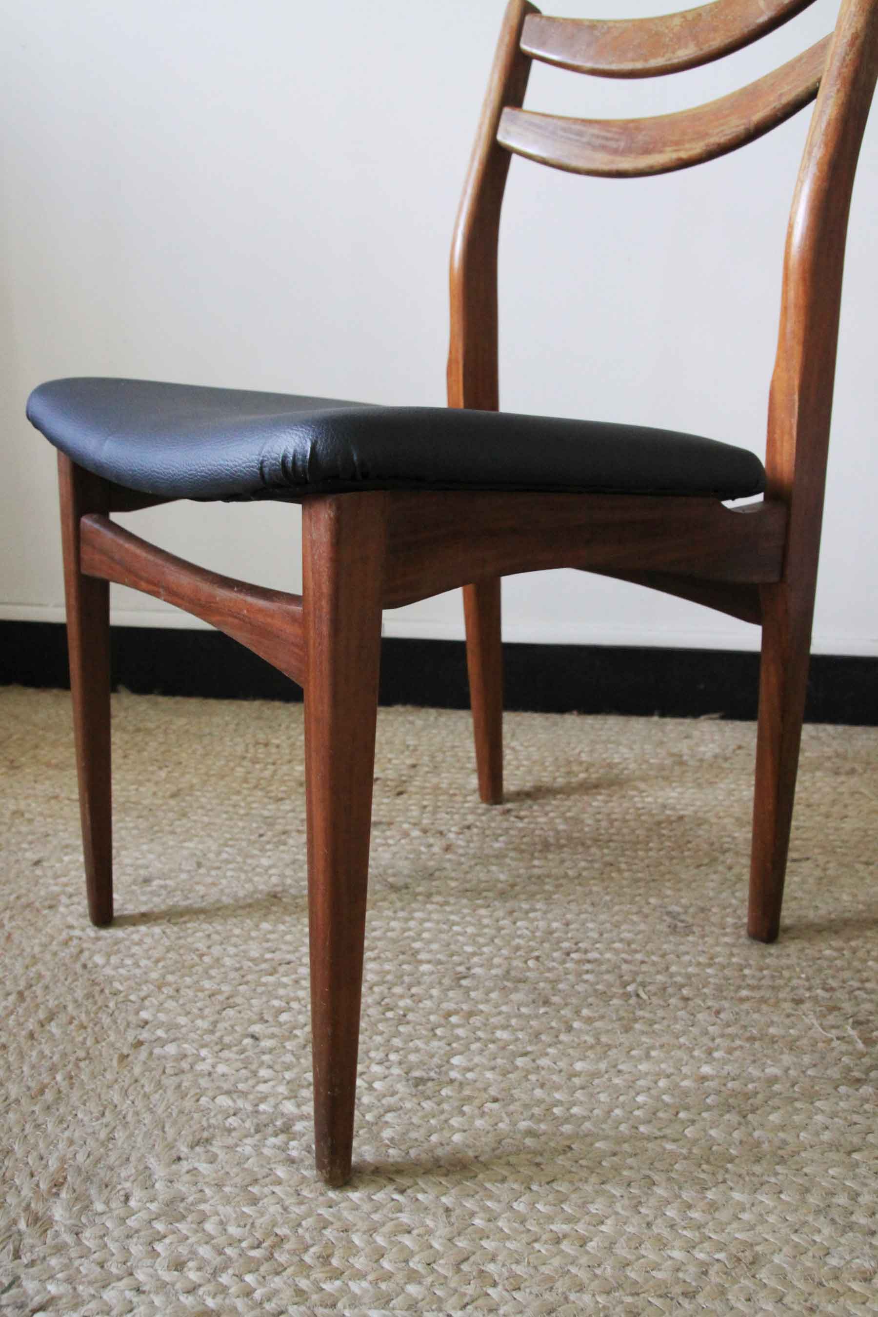 Chaise vintage style scandinave