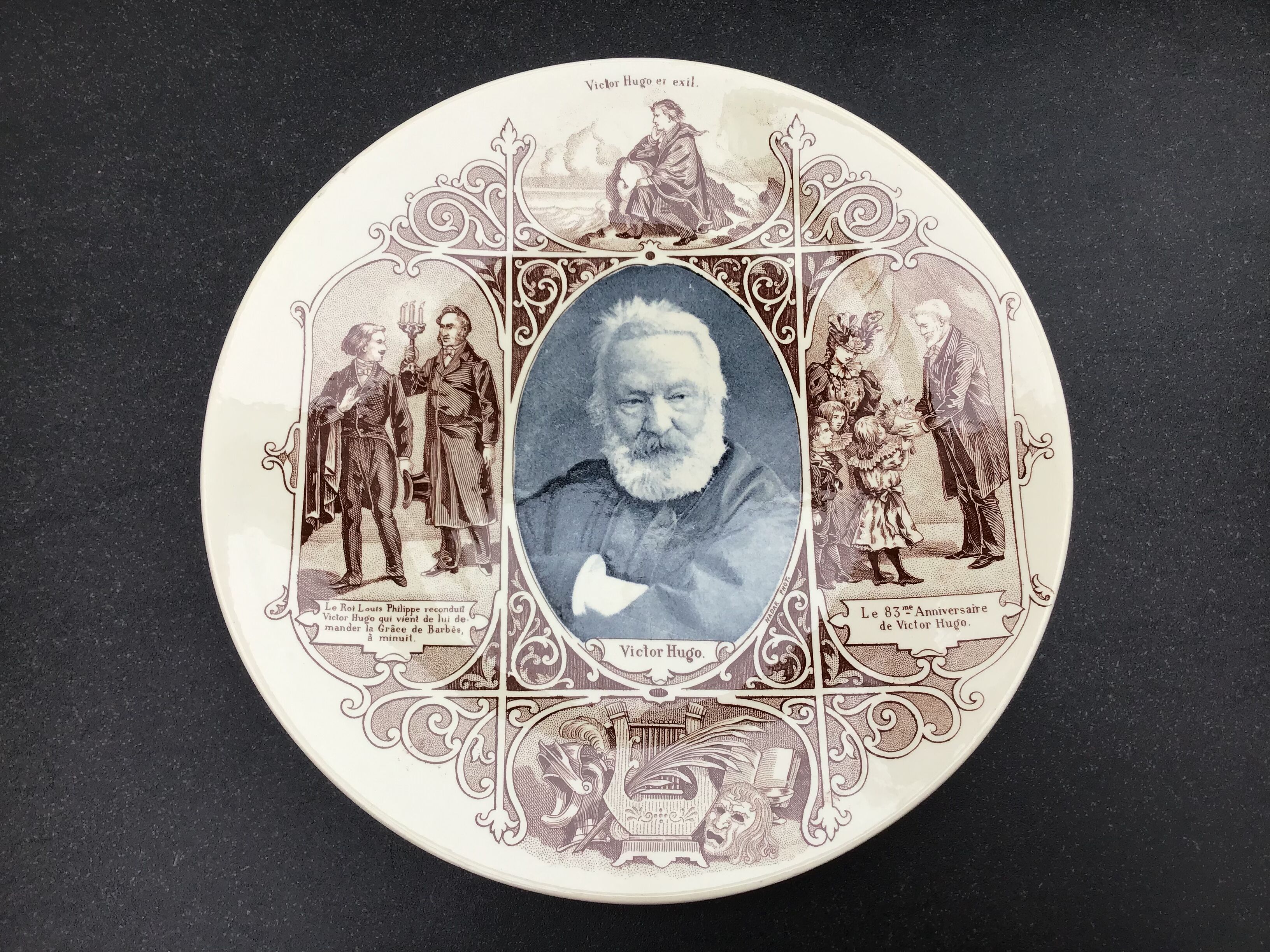 Old plate of Sarreguemines - Series les Grands Hommes - Victor Hugo