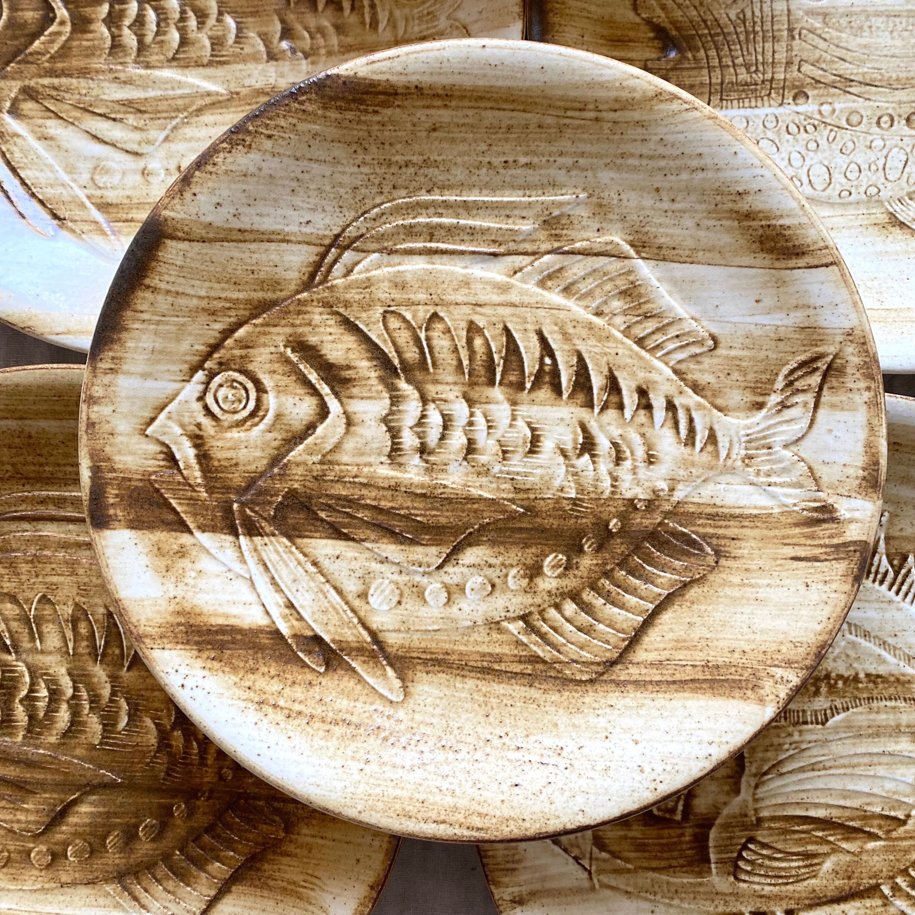 Longchamp dinner plates with fish decor