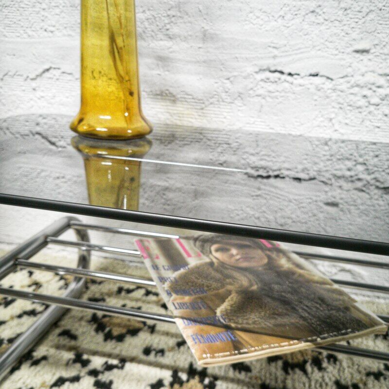 Table basse chromée et verre fumé