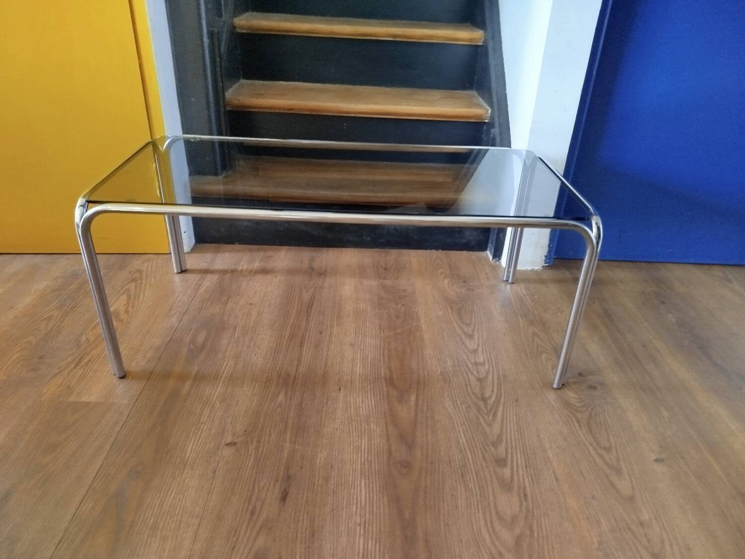 Italian design coffee table from the 70s