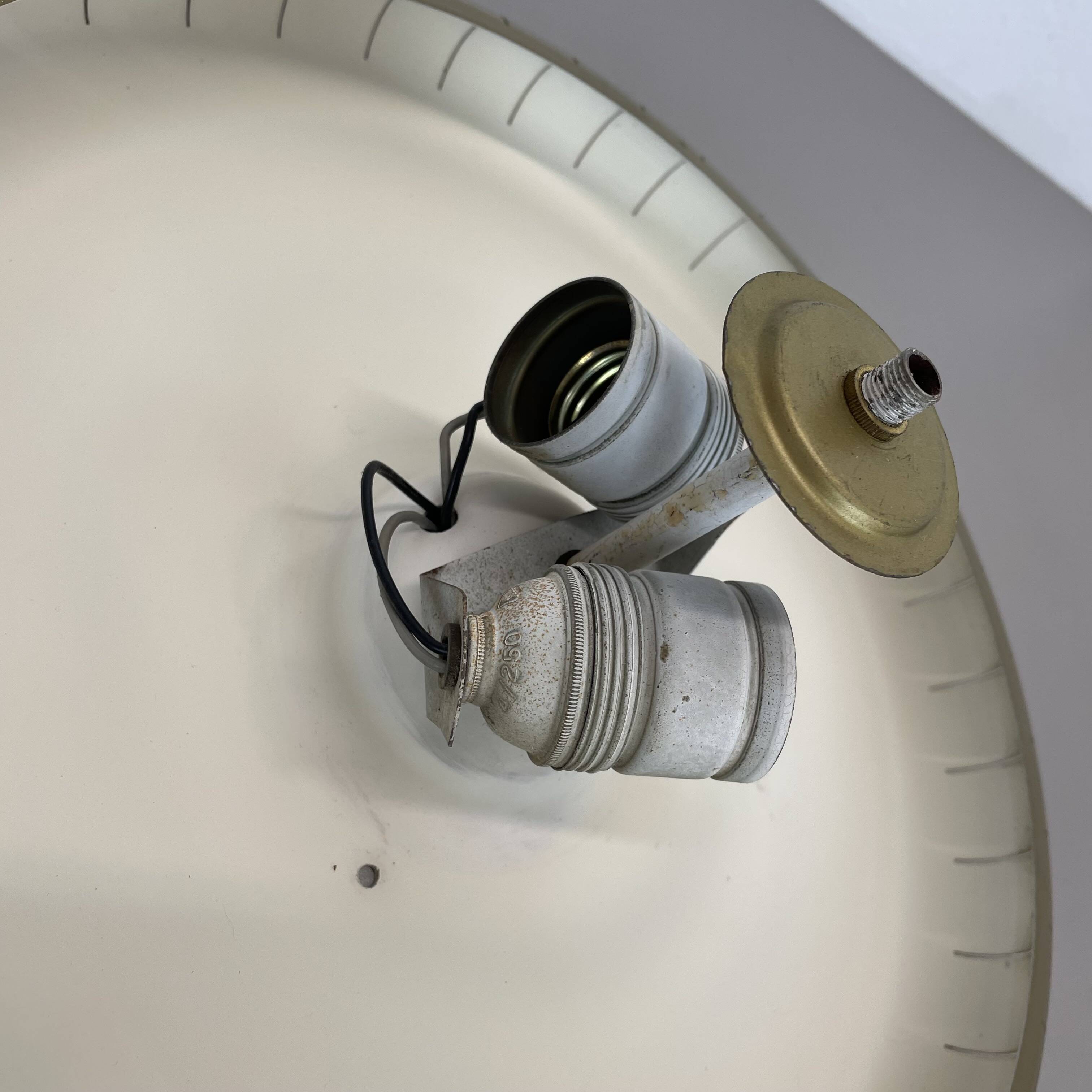 round 36cm metal Gino Sarfatti Style wall Ceiling Light Flushmount, Italy 1950s