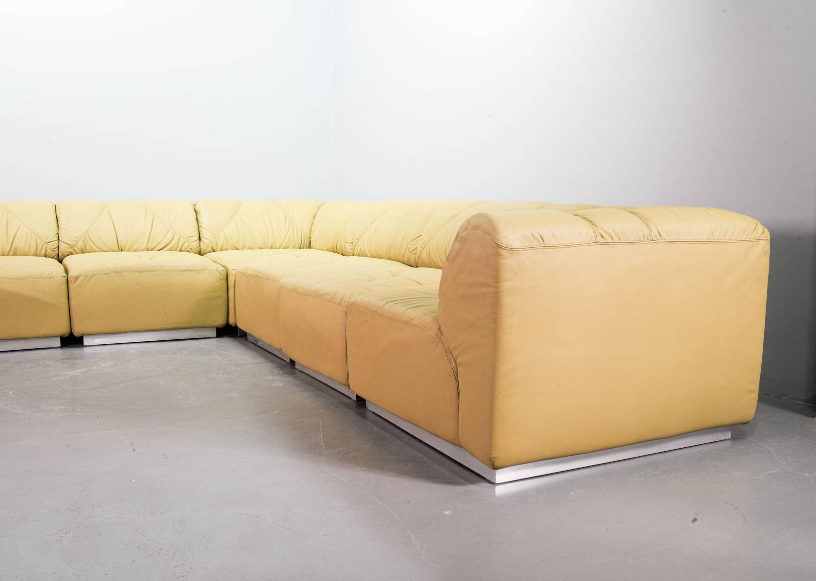 Distinctive Walter Knoll Modular Sofa 'Domaine' by Bernd Münzebrock, 1970s
