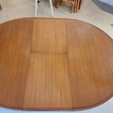 Table à repas de style scandinave en teck