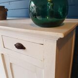 Former parisian buffet white