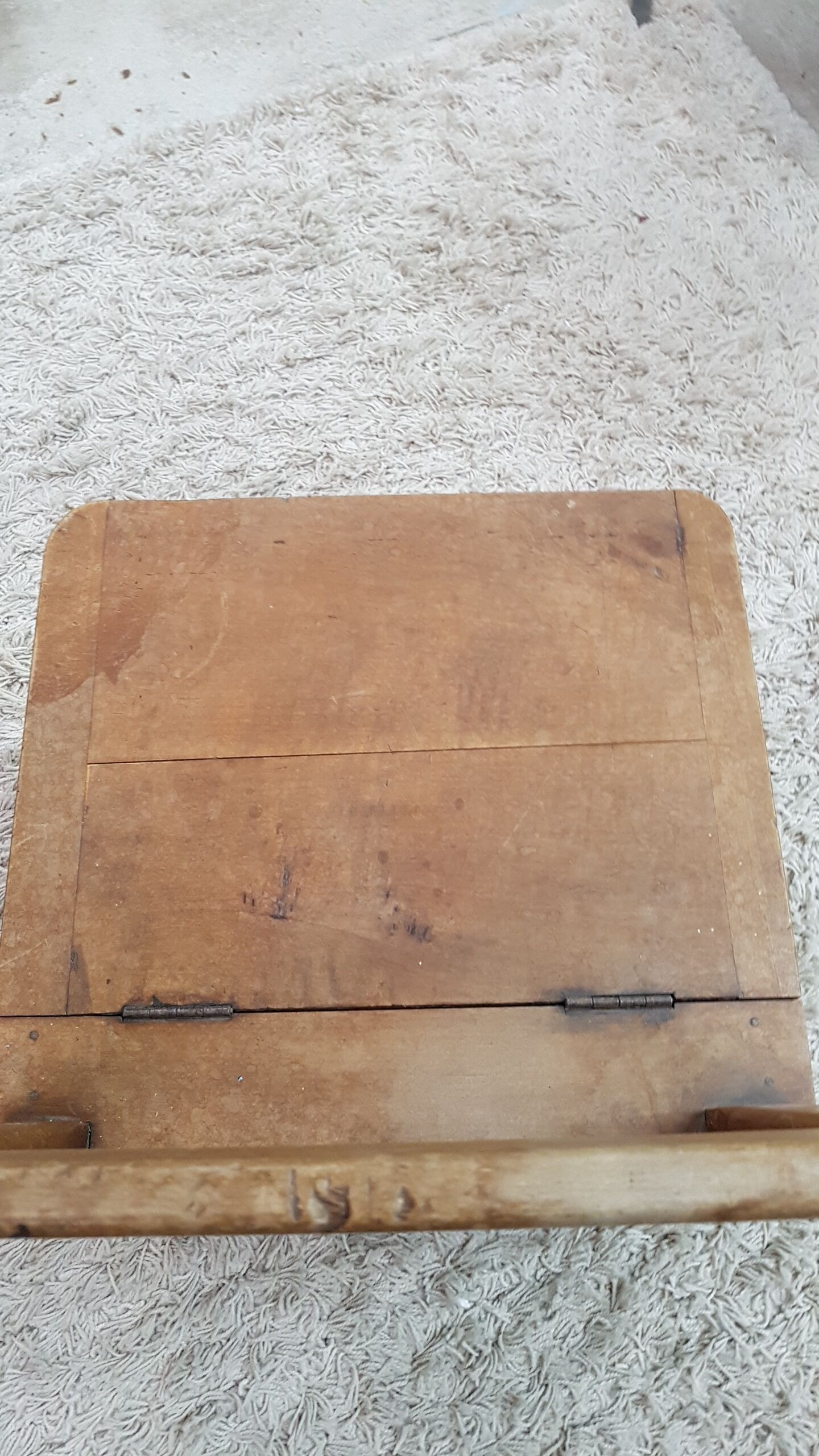 Child's downbating trunk chair