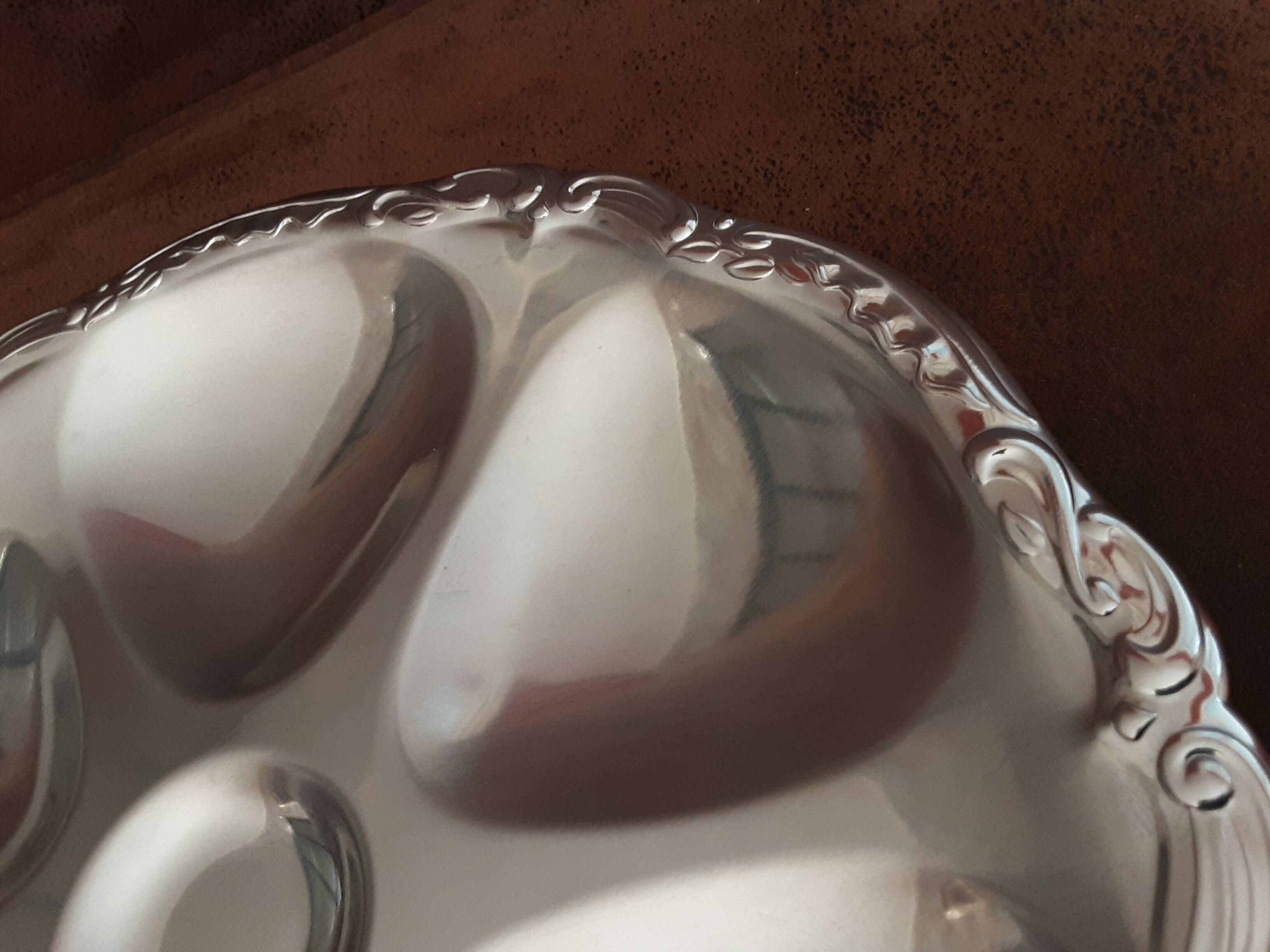 Set of 5 metal oyster plates